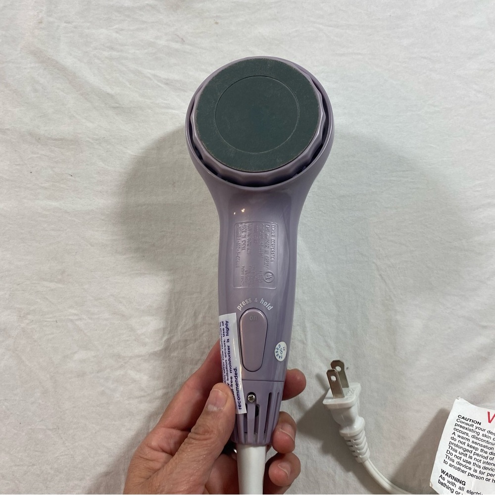 CONAIR Ultimate Hair Remover Pinless Hair Removal Exfoliation - Picture 4 of 4